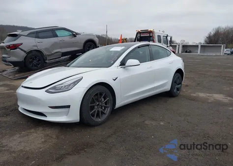 2020 Tesla Model 3 Standard Range Plus Rear-Wheel Drive/Standard Range Rear-Wheel Drive from USA, damaged, VIN 5YJ3E1EA7LF659172